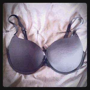 T-shirt Bra W/ Light Padding •Size 36C